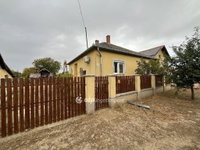 Eladó családi ház, Kálmánházán 39.9 M Ft, 3 szobás