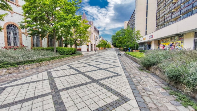 Eladó téglalakás, Budapesten, XX. kerületben 74.9 M Ft, 3 szobás