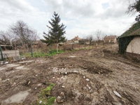 Eladó családi ház, Bakson 16.5 M Ft, 2 szobás