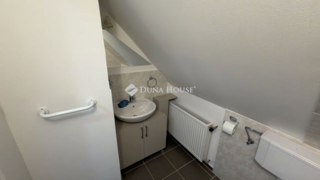 Eladó családi ház, Erdőkertesen 98 M Ft, 3 szobás