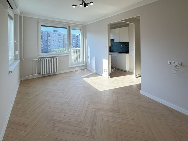 Eladó panellakás, Budapesten, XI. kerületben 72.9 M Ft