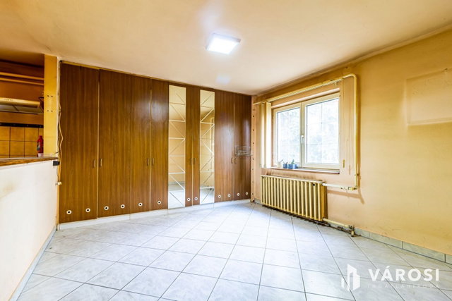 Eladó családi ház, Érden 79.8 M Ft, 4 szobás