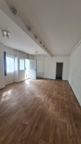 Eladó üzlethelyiség, Budapesten, X. kerületben 74.9 M Ft