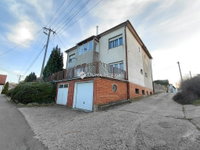 Eladó családi ház, Pakson 68 M Ft, 6 szobás