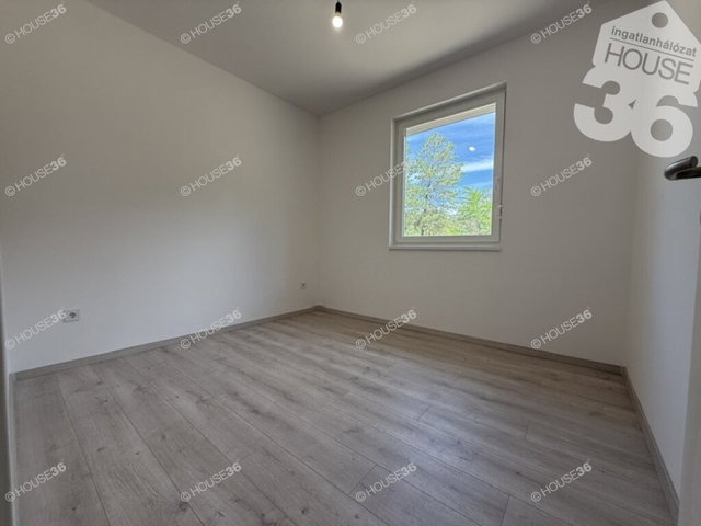 Eladó családi ház, Ballószögön 79.9 M Ft, 4 szobás