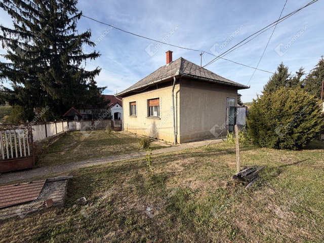 Eladó családi ház, Kustánszegen 24 M Ft, 2 szobás