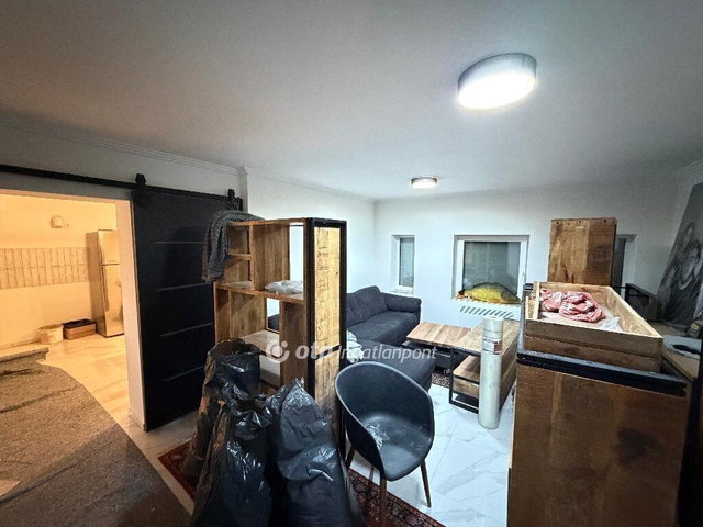 Eladó családi ház, Egerben 94.9 M Ft, 3 szobás