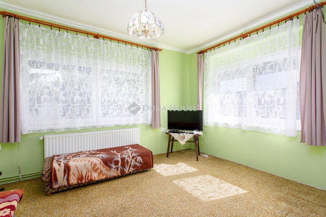 Eladó családi ház, Acsalagon 62 M Ft, 3 szobás