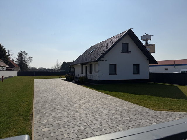 Eladó családi ház, Abonyban 108 M Ft, 3 szobás