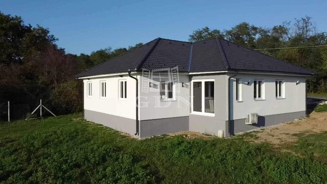 Eladó családi ház, Zalaegerszegen 41.4 M Ft, 3 szobás