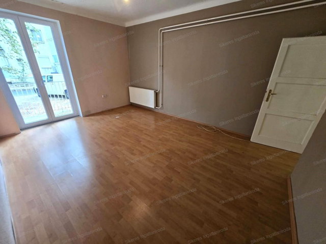 Eladó téglalakás, Tatabányán 35.9 M Ft, 2 szobás
