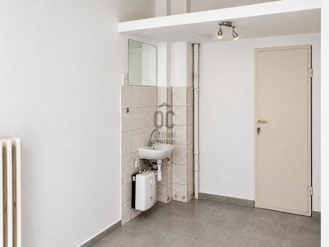 Eladó ipari ingatlan, Budapesten, I. kerületben 41.99 M Ft