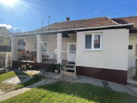 Eladó családi ház, Pilisszentkereszten 47.9 M Ft, 2 szobás