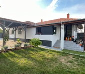 Eladó családi ház, Balatonkeresztúron 95 M Ft, 3 szobás