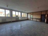 Eladó ipari ingatlan, Biharkeresztesen, Szigligeti utcában 110 M Ft