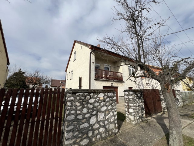 Eladó családi ház, Sajószentpéteren 54.9 M Ft, 5 szobás