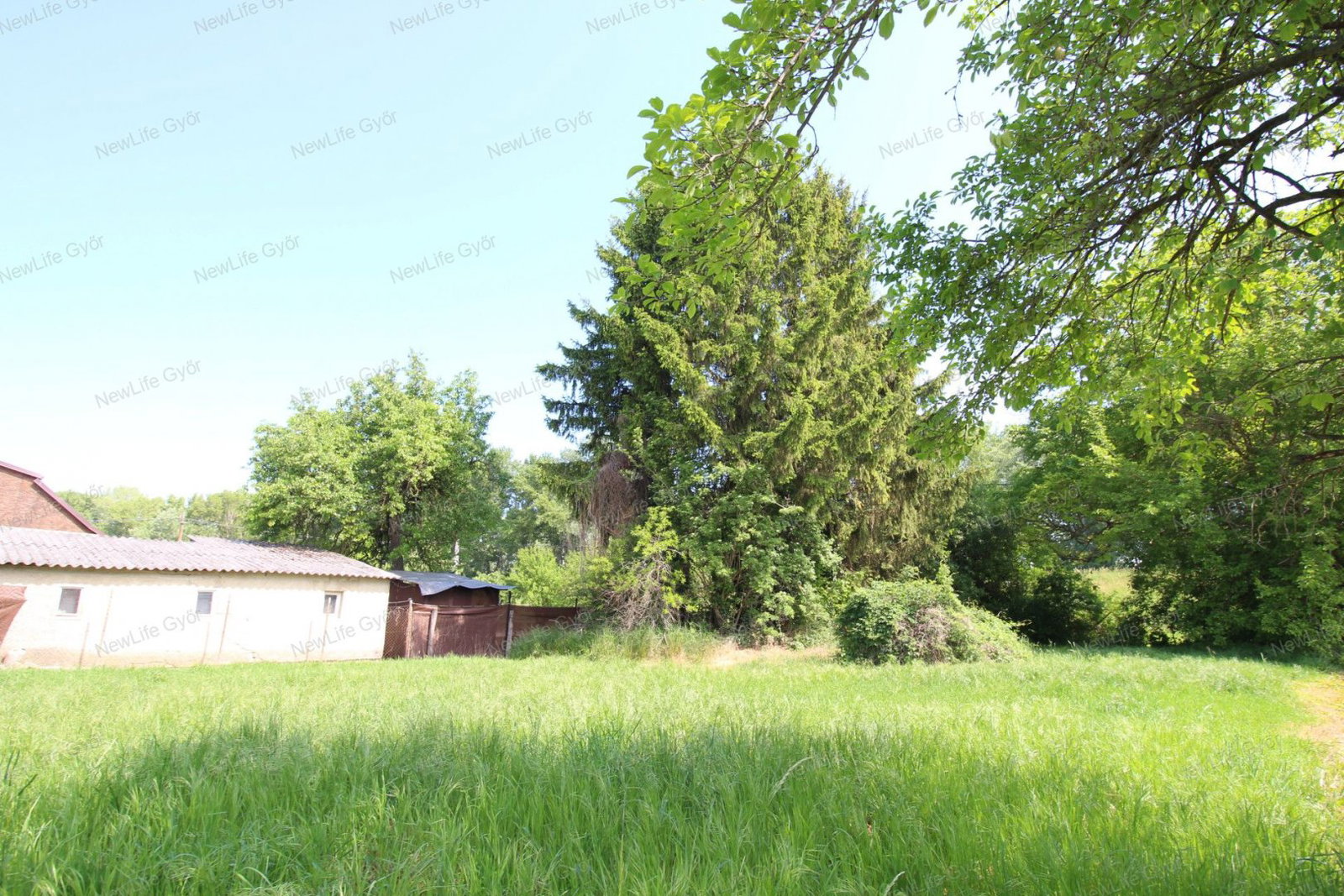 723m² · 17.000.000 ft