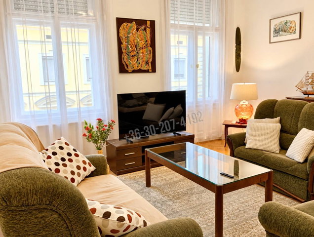 Kiadó téglalakás, albérlet, Szegeden 290 E Ft / hó, 3 szobás
