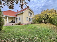 Eladó családi ház, Székesfehérvárott 220.5 M Ft, 6 szobás