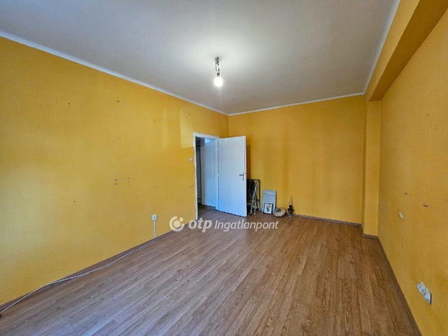 Eladó téglalakás, Budapesten, IX. kerületben 53.9 M Ft
