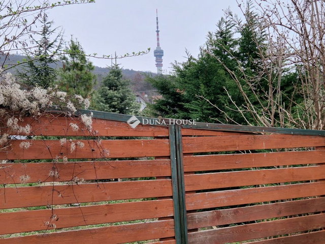 Eladó telek, Pécsett, Szkókó tető dűlőn 39.5 M Ft