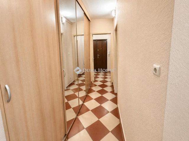 Eladó téglalakás, Budapesten, XX. kerületben 76.9 M Ft, 4 szobás