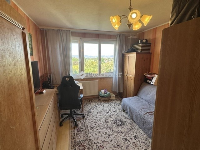 Eladó panellakás, Budapesten, XV. kerületben 58 M Ft, 2 szobás