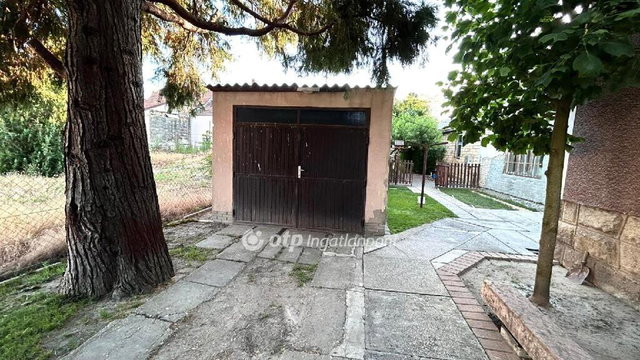 Eladó családi ház, Győrött 79.1 M Ft, 3 szobás