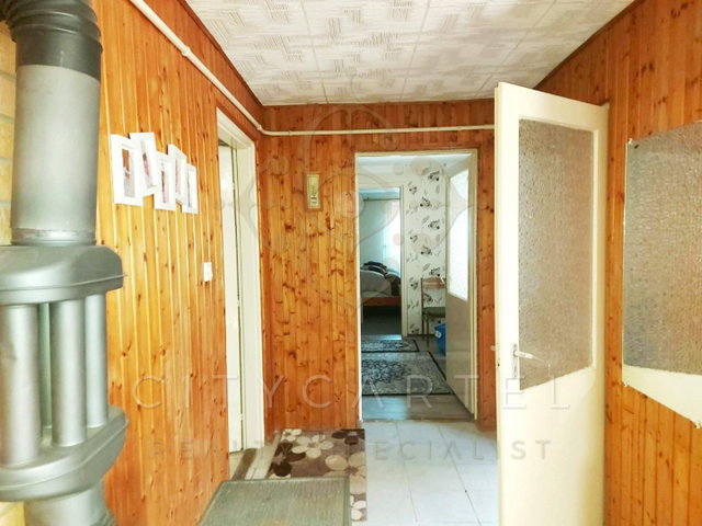Eladó családi ház, Dunaföldváron 39.9 M Ft, 3 szobás
