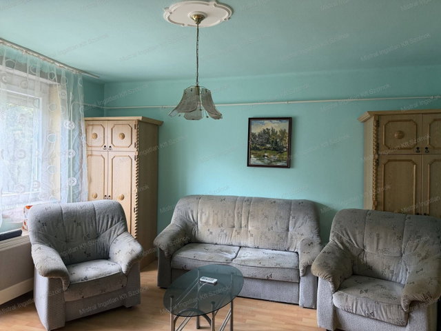 Eladó téglalakás, Szolnokon 29.8 M Ft, 1+1 szobás
