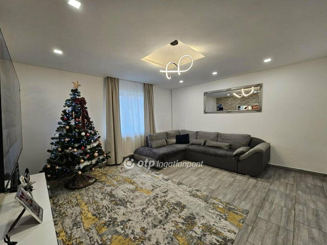 Eladó családi ház, Kölkeden 38 M Ft, 3 szobás