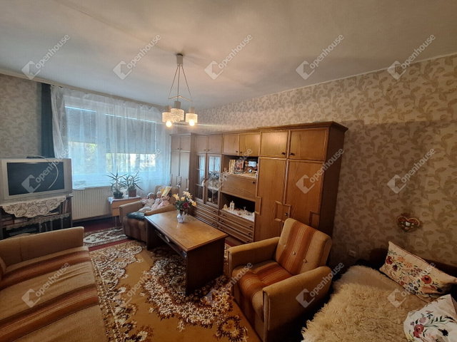 Eladó panellakás, Kazincbarcikán 24.9 M Ft, 2 szobás