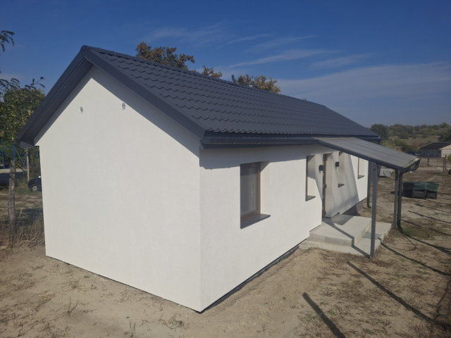 Eladó családi ház, Tokodon 32.49 M Ft, 2 szobás