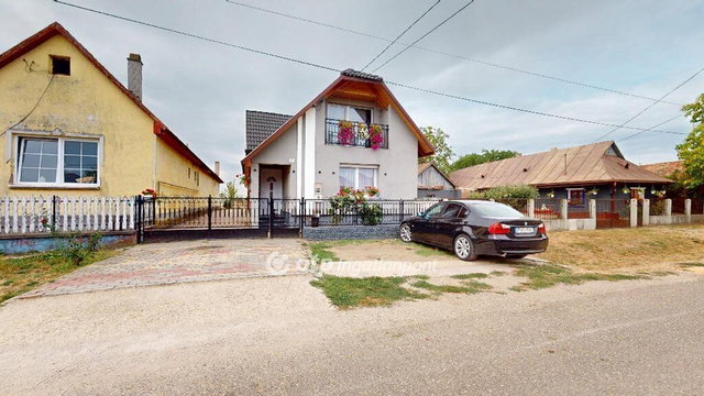 Eladó családi ház, Aszalón 46 M Ft, 5+2 szobás