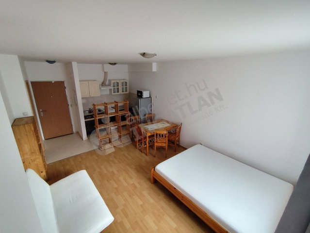 Kiadó téglalakás, albérlet, XIII. kerületben, Szent László úton