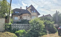 Eladó családi ház, Pécsett 169.9 M Ft, 6 szobás