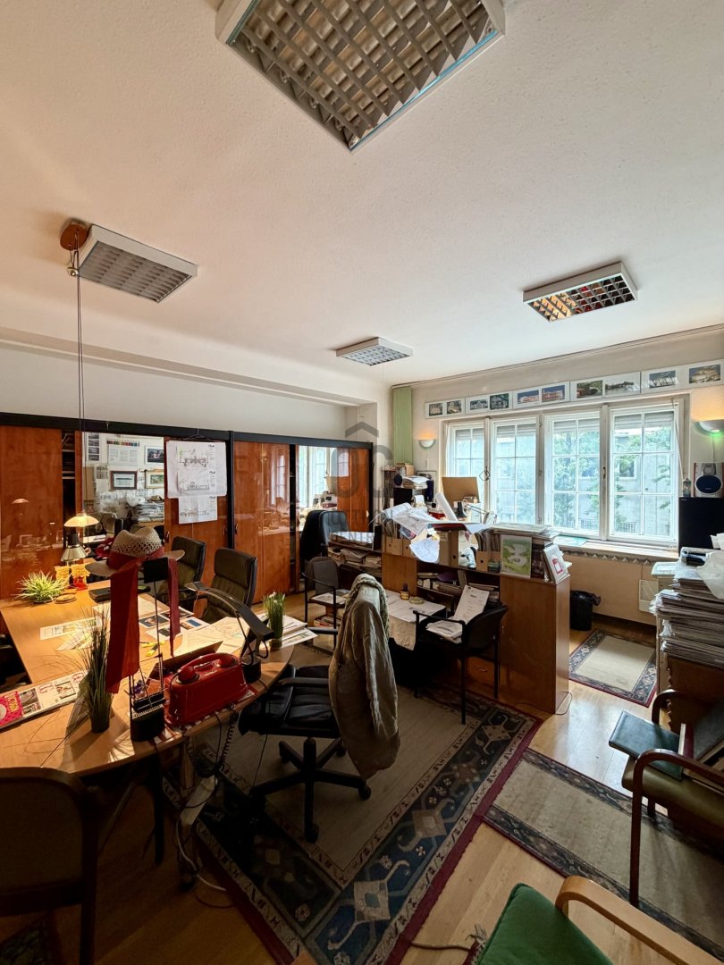 61m² · 78.000.000 ft