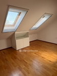 Eladó téglalakás, Pápán 86 M Ft, 3 szobás