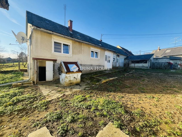 Eladó családi ház, Kondorfán 24.9 M Ft, 3 szobás