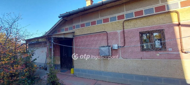 Eladó családi ház, Kunszentmártonban 15.5 M Ft, 3+2 szobás
