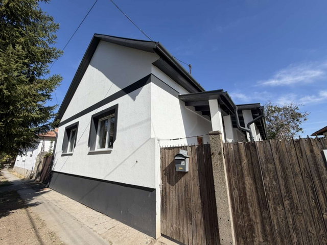 Eladó családi ház, Gyulán 89 M Ft, 4 szobás