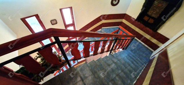 Eladó hotel, Szikszón 200 M Ft, 10 szobás / költözzbe.hu