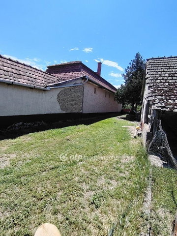 Eladó családi ház, Kecelen 25 M Ft, 3+1 szobás
