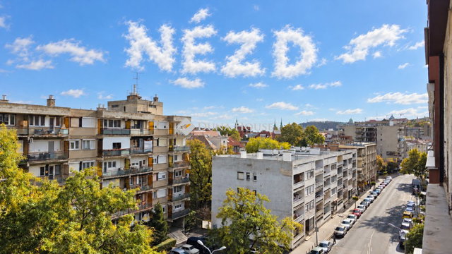 Eladó téglalakás, Budapesten, II. kerületben 99.9 M Ft, 3 szobás