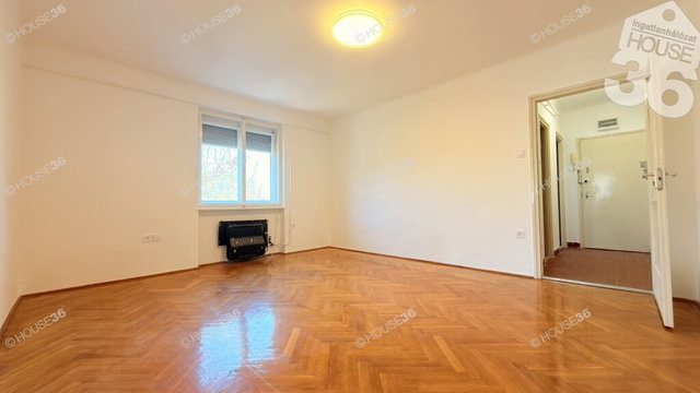 Eladó téglalakás, Kecskeméten 74.9 M Ft, 2 szobás