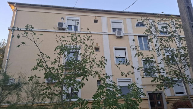 Eladó téglalakás, Tatán 49.9 M Ft, 2 szobás