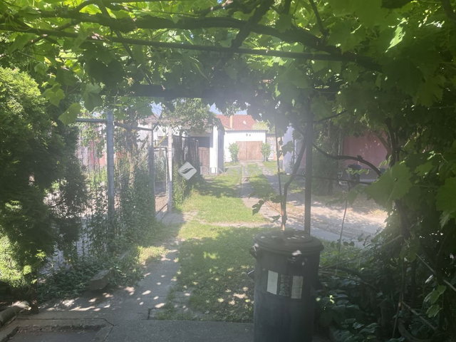 Eladó téglalakás, Baján, Szent Antal utcában 34.99 M Ft
