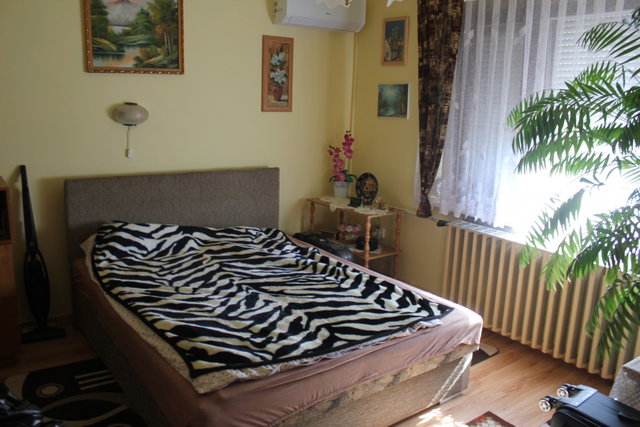Eladó családi ház, Kapuváron 79.99 M Ft, 4+1 szobás