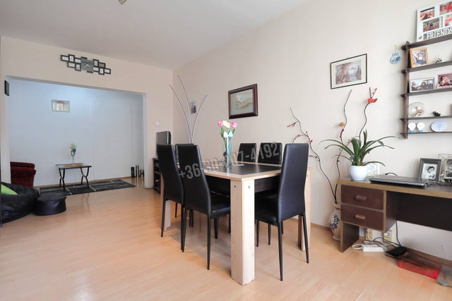 Eladó panellakás, Szegeden, Római körúton 49.9 M Ft, 2 szobás