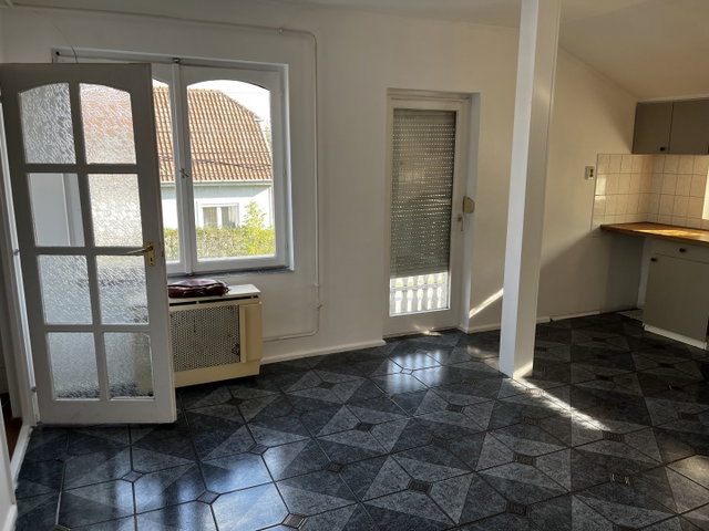 Kiadó téglalakás, albérlet, Cegléden 130 E Ft / hó, 2 szobás